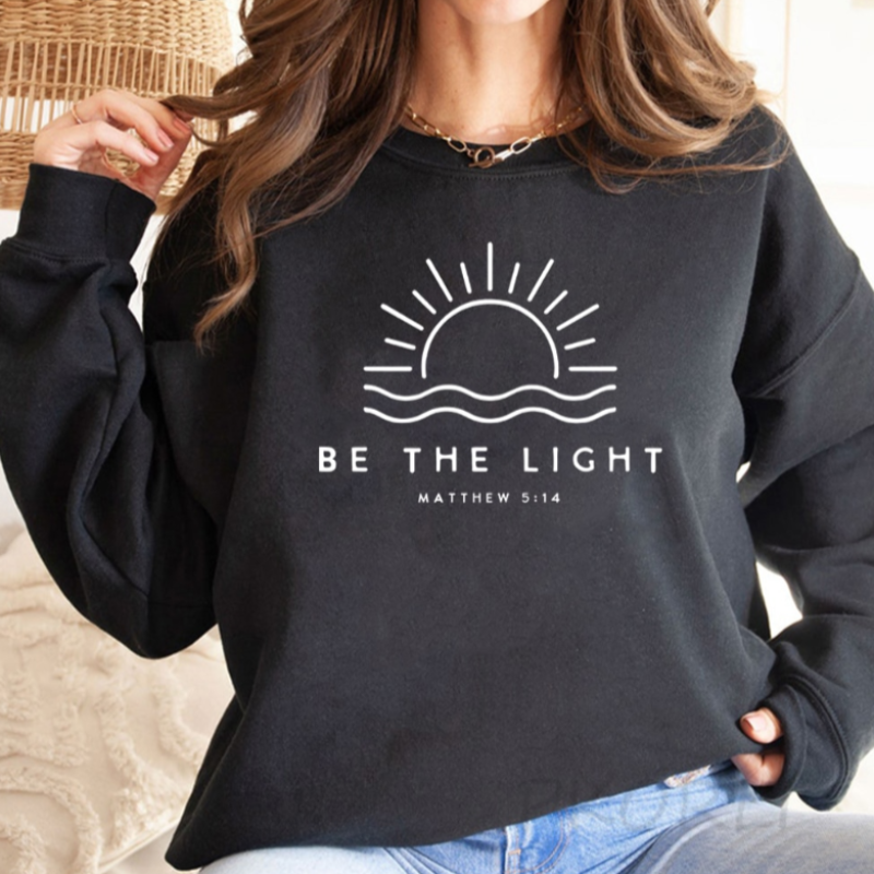 AmsterdamElegance™ | Handgemaakte Pullover "Be The Light"
