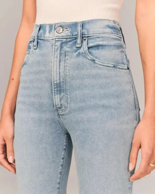 Stijlvolle Flare Jeans met Hoge Taille en Stretch.